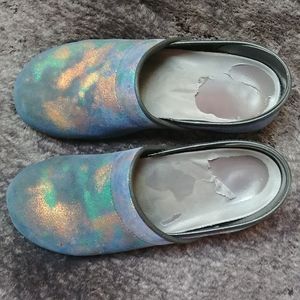 Sanita clogs